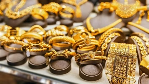 هل يجوز شراء الذهب عن طريق النت بالاقساط؟ رأي ابن عثيمين